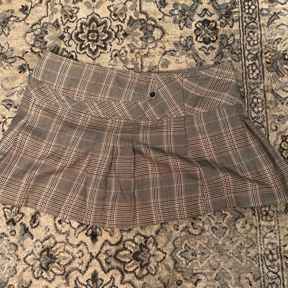 Cute pleated skirt - Picture 4 of 5